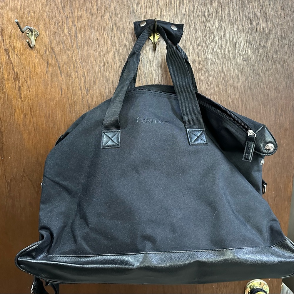 Calvin Klein travel bag.